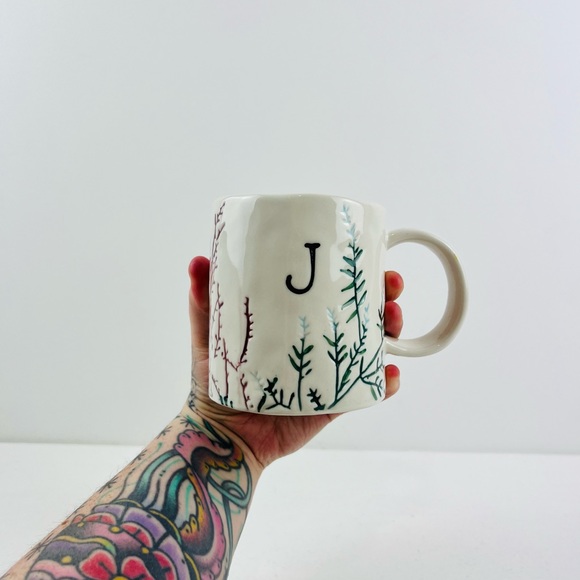 Anthropologie Cream ‘J’ Initial Floral Hand-painted Ceramic Large Mug - Picture 10 of 11